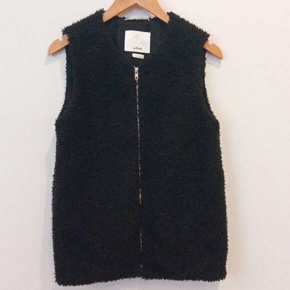 ARITZIA WILFRED Chatou FAUX FUR VEST full zip black XS sherpa teddy sleeveless - Picture 1 of 9